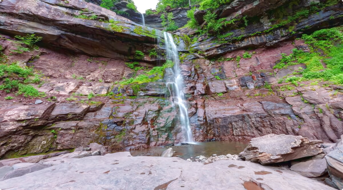 Melhores ofertas de aluguel de carros em Haines Falls